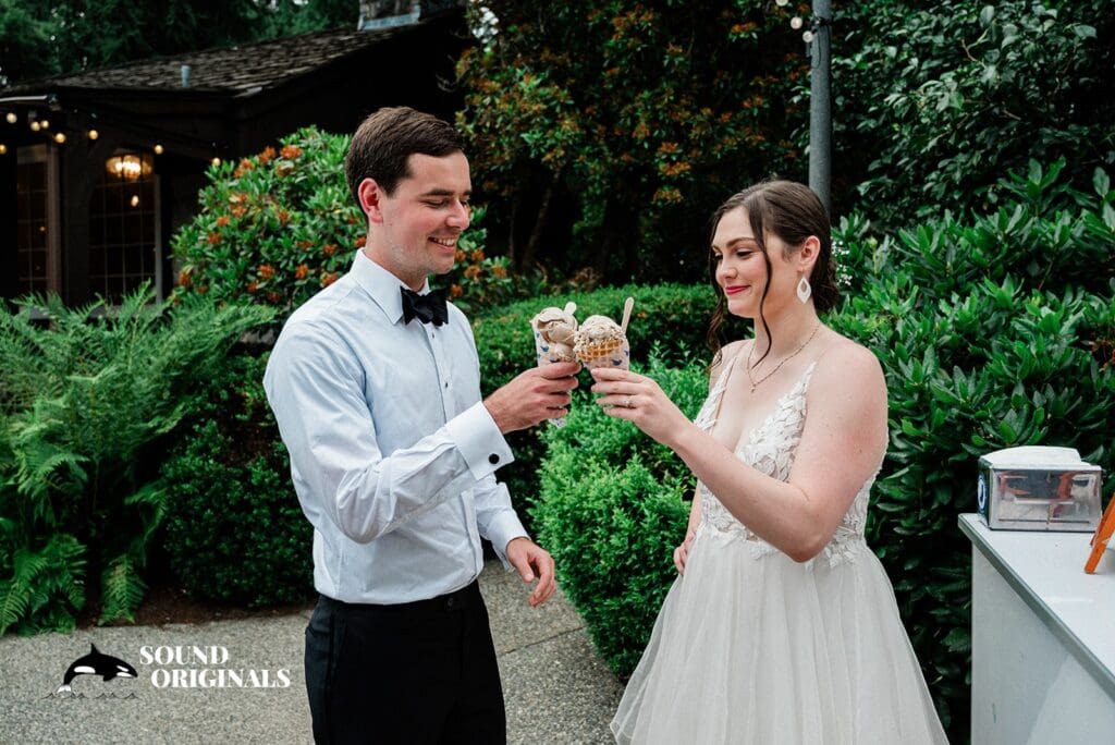 Robinswood House Wedding // Sarah + Skyler -