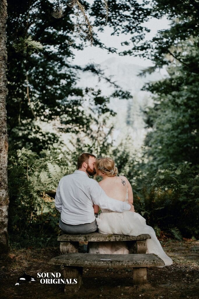 Snoqualmie Falls Forest Theater Wedding // Taylor + Steven -