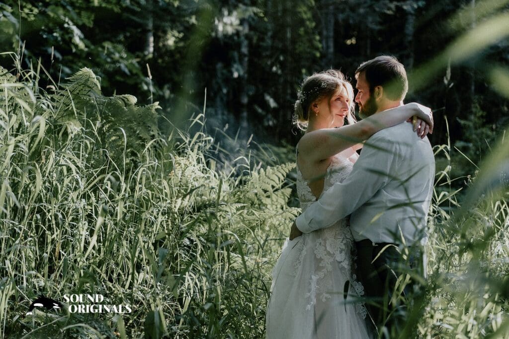 Snoqualmie Falls Forest Theater Wedding // Taylor + Steven -