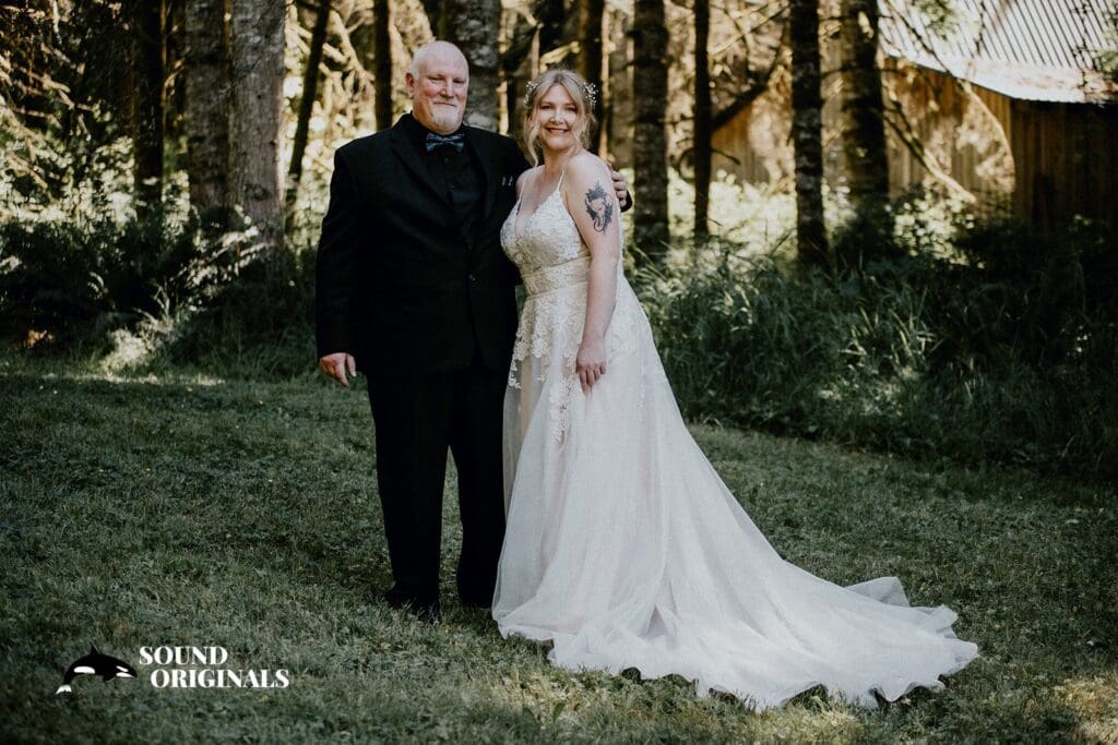 Snoqualmie Falls Forest Theater Wedding // Taylor + Steven -