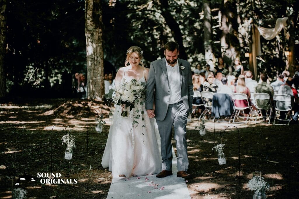 Snoqualmie Falls Forest Theater Wedding // Taylor + Steven -