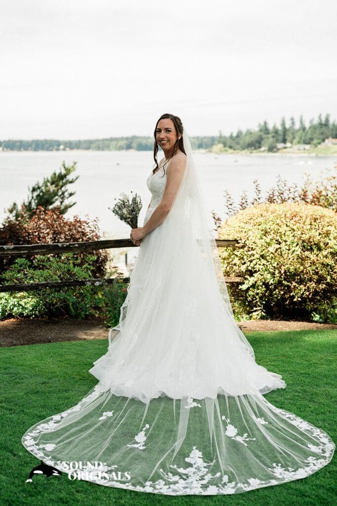 Tacoma Country & Golf Club Wedding // Danielle & Connor -