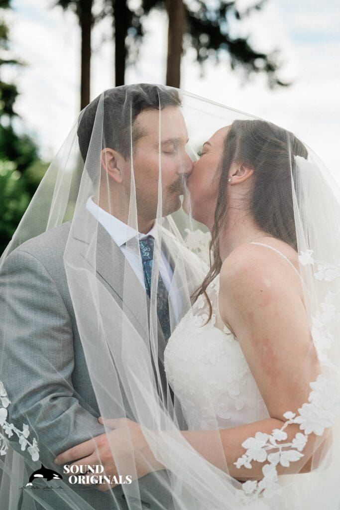 Tacoma Country & Golf Club Wedding // Danielle & Connor -