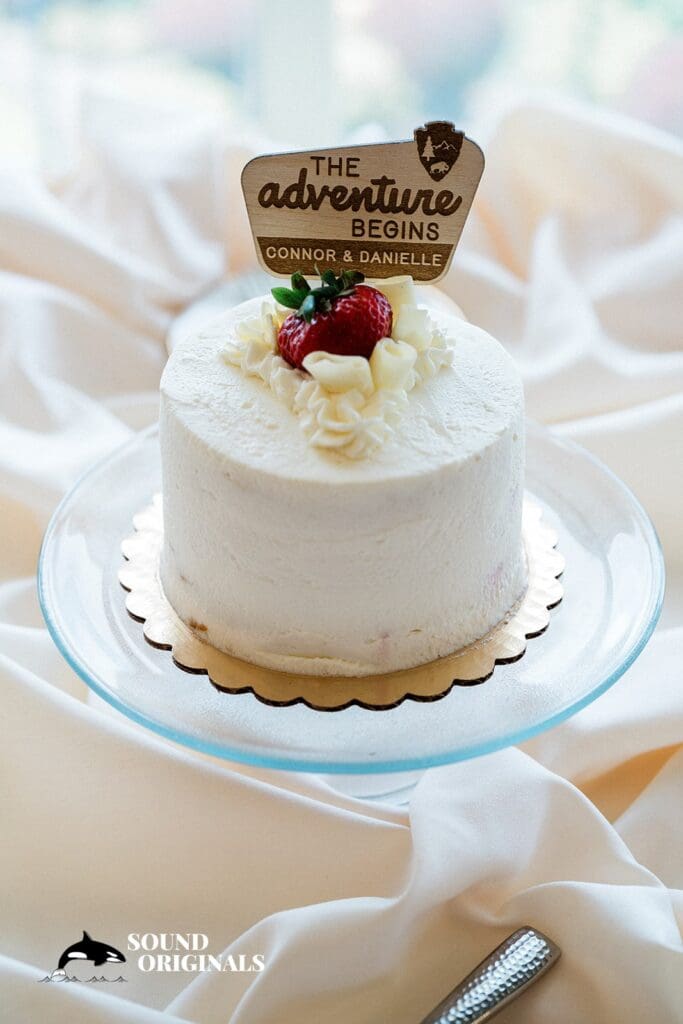 Tacoma Country & Golf Club Wedding // Danielle & Connor -