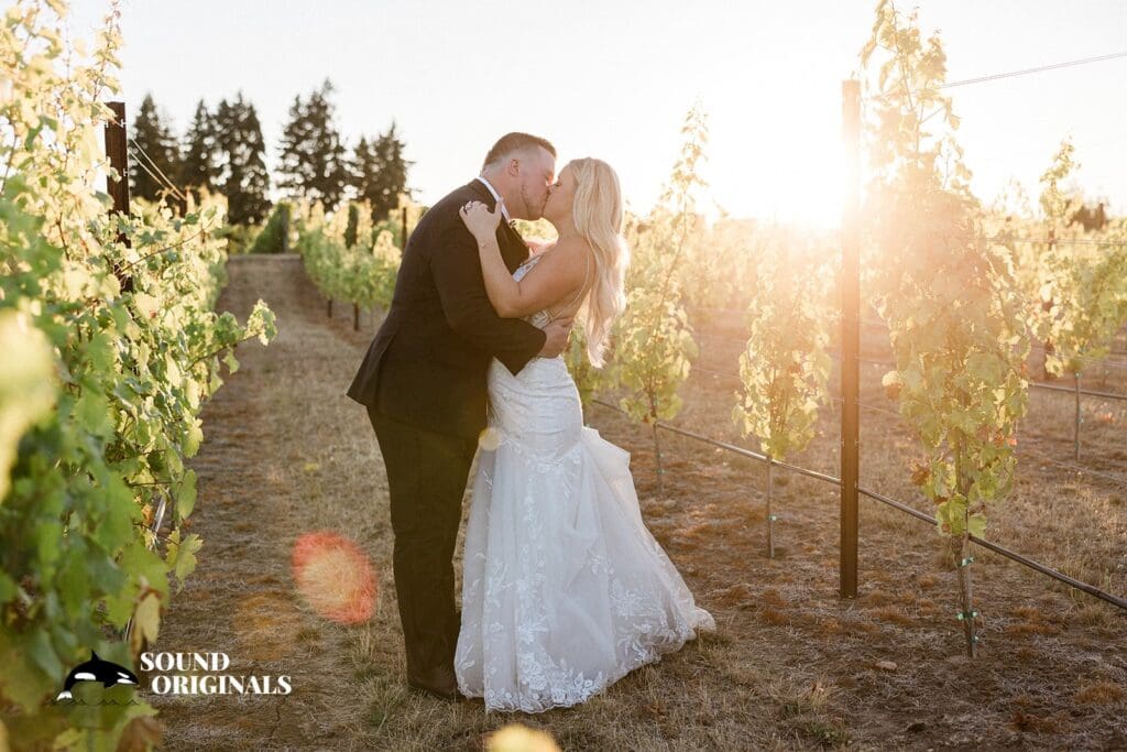 Aurora Colony Vineyards Wedding // Nellie + Reid -