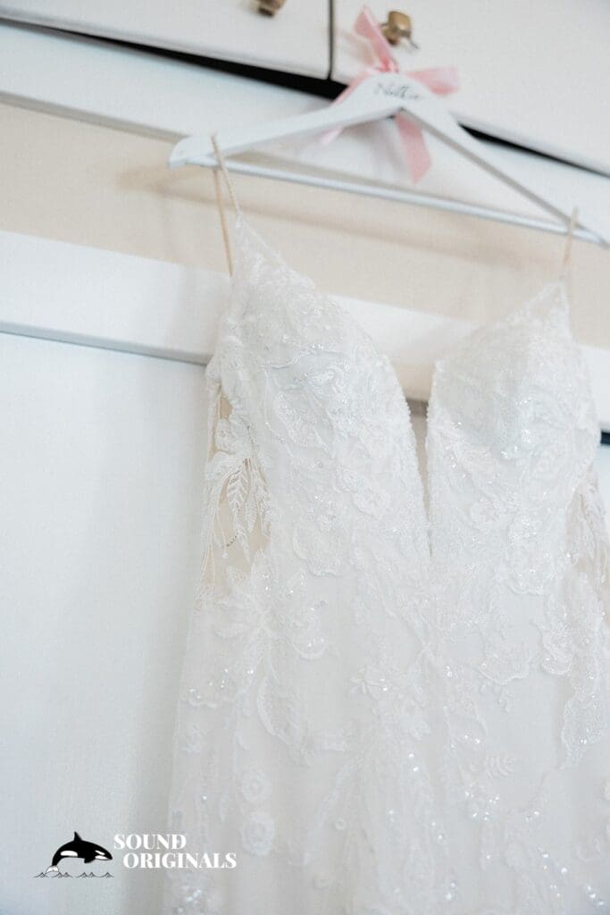 Aurora Colony Vineyards Wedding // Nellie + Reid -
