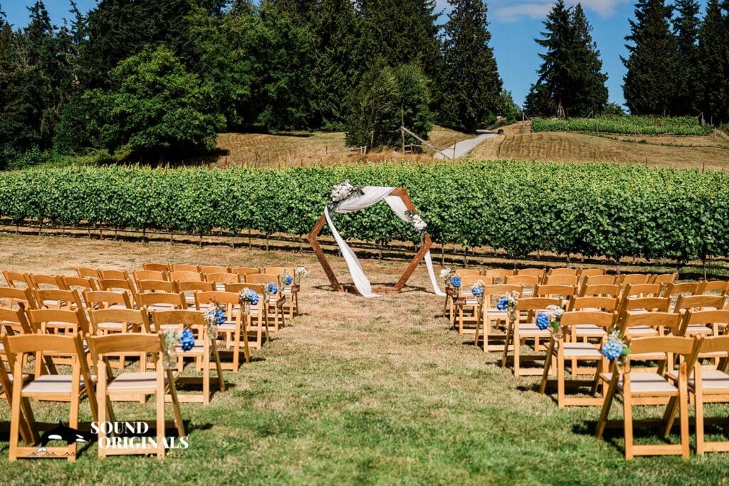 Dancing Fish Vineyards Wedding // Jennifer + Colin -