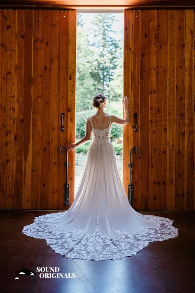 Dancing Fish Vineyards Wedding // Jennifer + Colin -