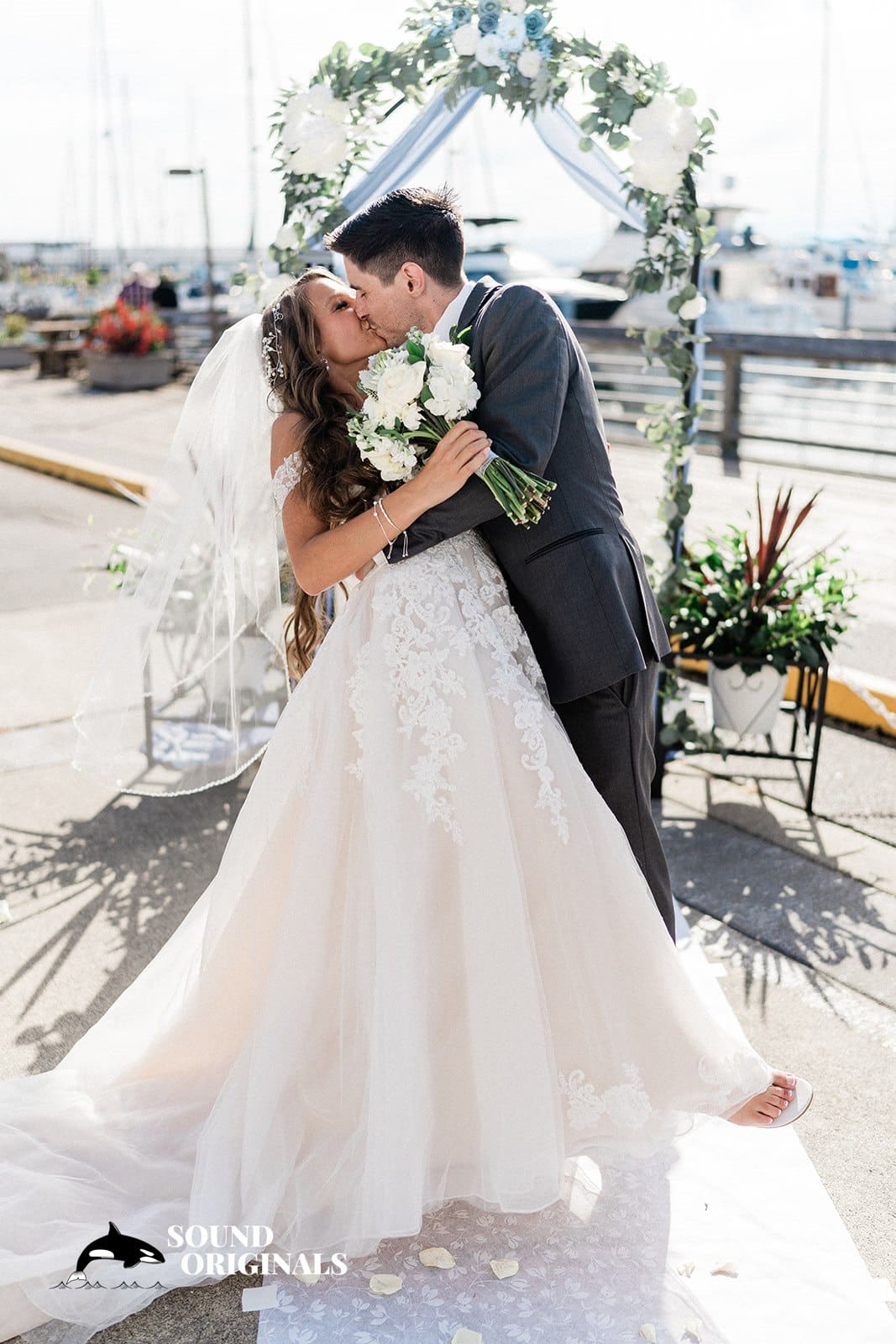 Edmonds Yacht Club Wedding // Danielle + Max -
