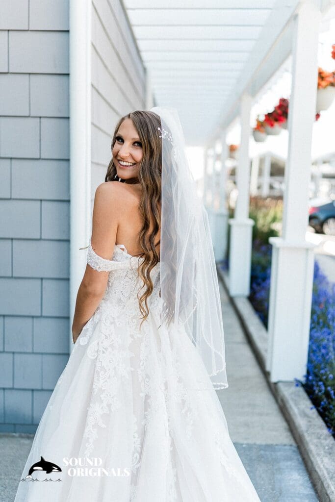 Edmonds Yacht Club Wedding // Danielle + Max -