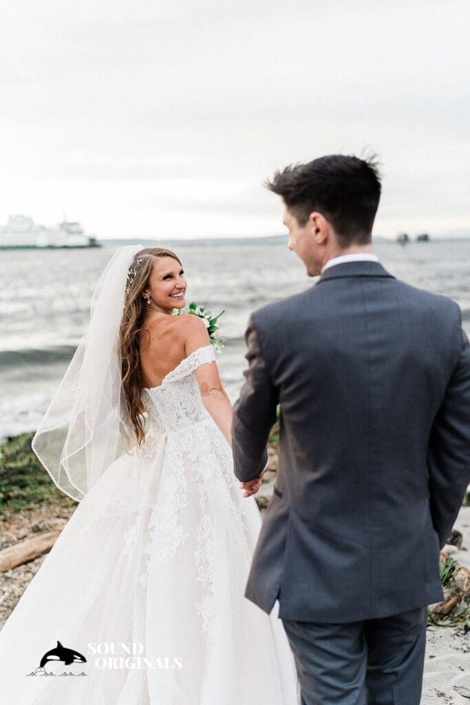 Edmonds Yacht Club Wedding // Danielle + Max -