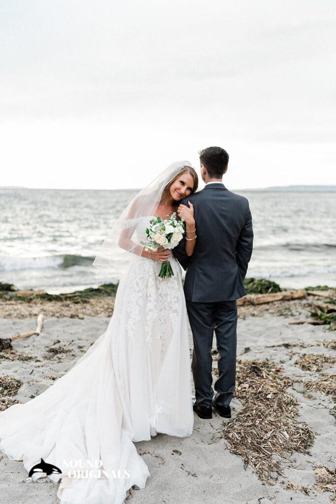 Edmonds Yacht Club Wedding // Danielle + Max -