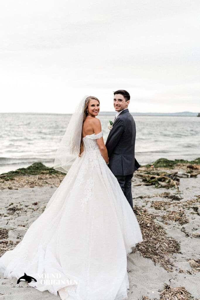 25 STUNNING Locations for Engagement Photos in Seattle -