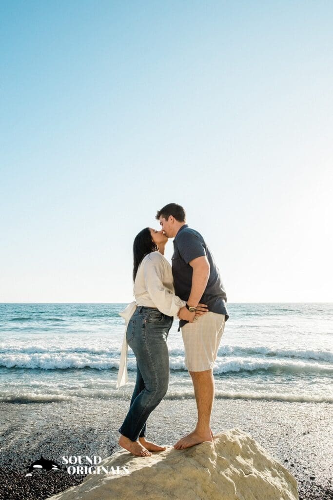 Encinitas - Moonlight Beach Engagement // Samantha + Christopher -