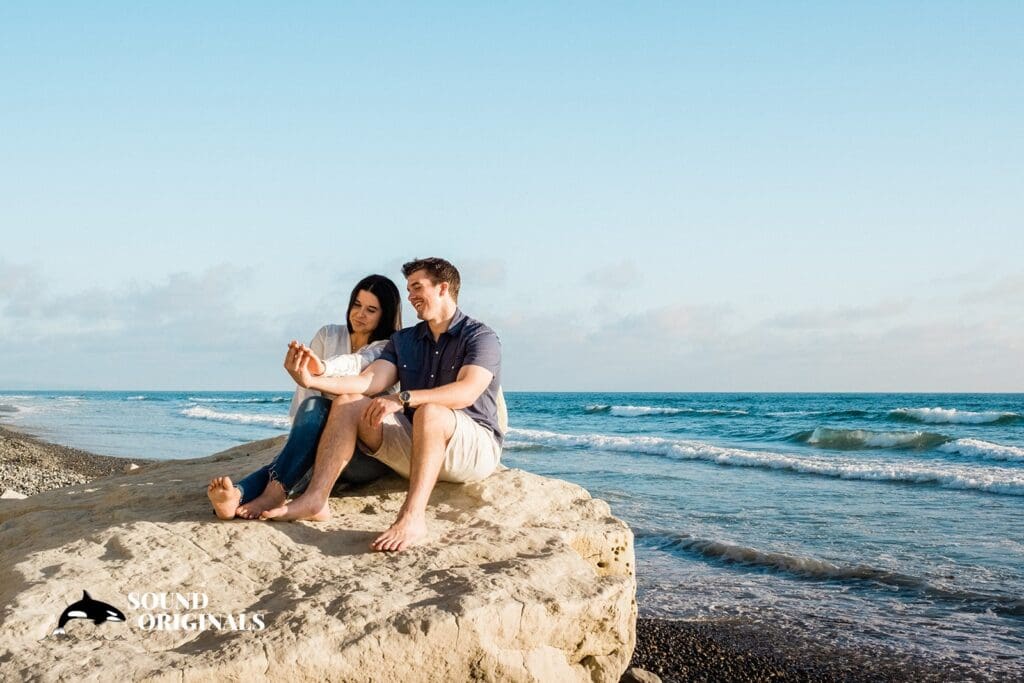 Encinitas - Moonlight Beach Engagement // Samantha + Christopher -