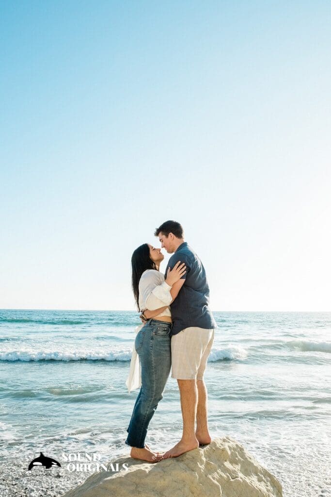 Encinitas - Moonlight Beach Engagement // Samantha + Christopher -