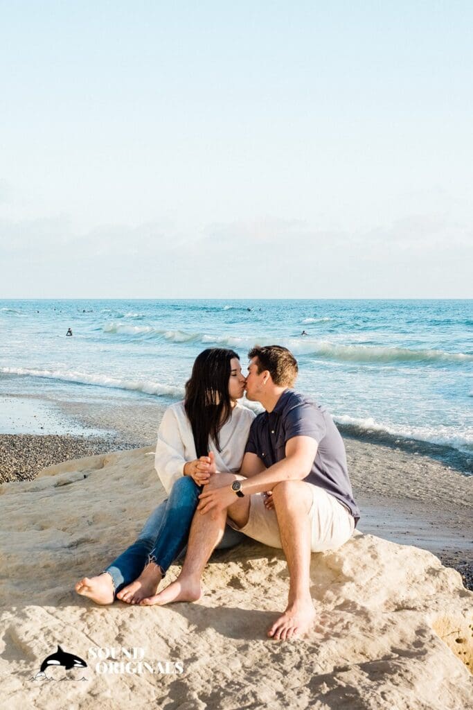 Encinitas - Moonlight Beach Engagement // Samantha + Christopher -