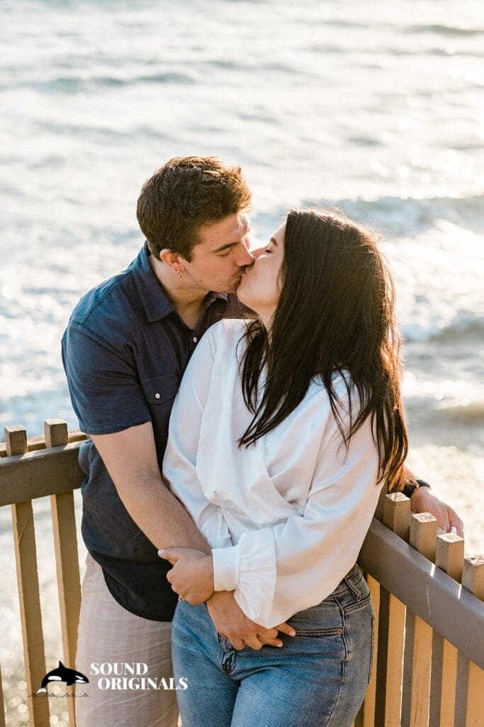 Encinitas - Moonlight Beach Engagement // Samantha + Christopher -