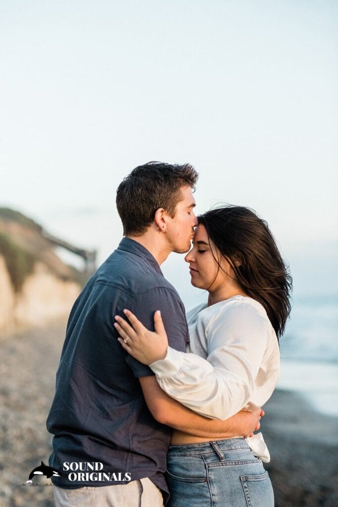 Encinitas - Moonlight Beach Engagement // Samantha + Christopher -