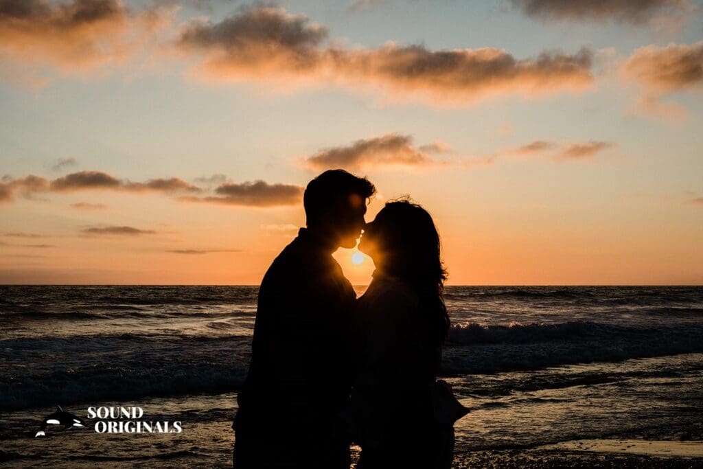 Encinitas - Moonlight Beach Engagement // Samantha + Christopher -