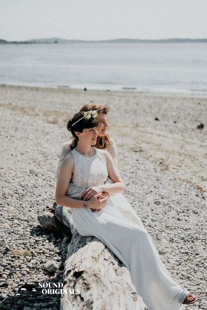 Golden Gardens Bathhouse Wedding // Angela + Elizabeth -