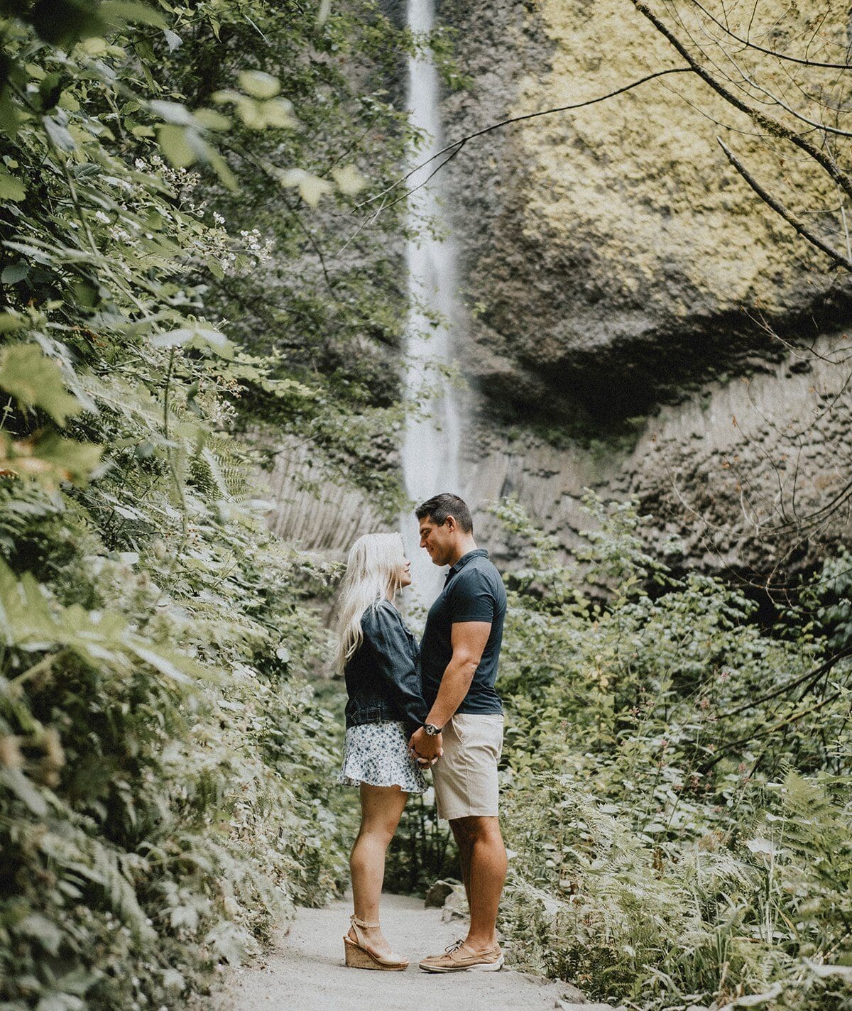 Latourell Falls Engagement // Kassandra + Kyle -