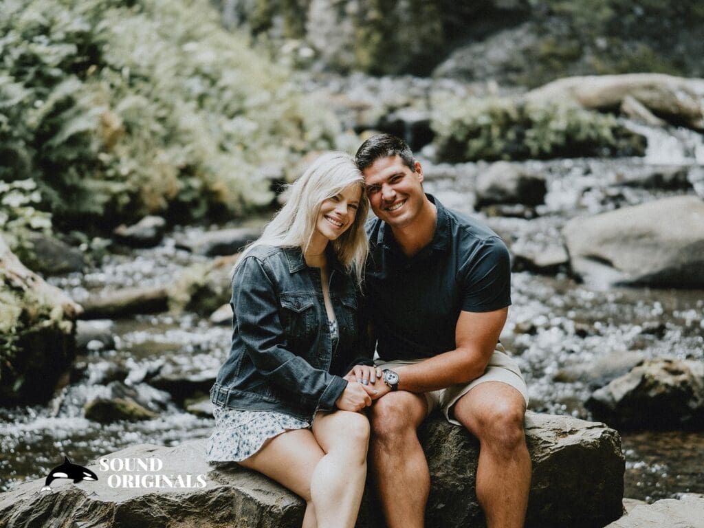 Latourell Falls Engagement // Kassandra + Kyle -