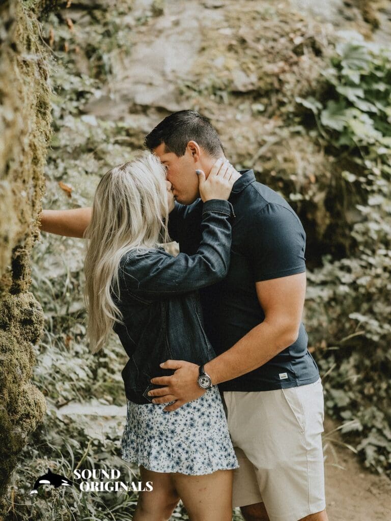 Latourell Falls Engagement // Kassandra + Kyle -