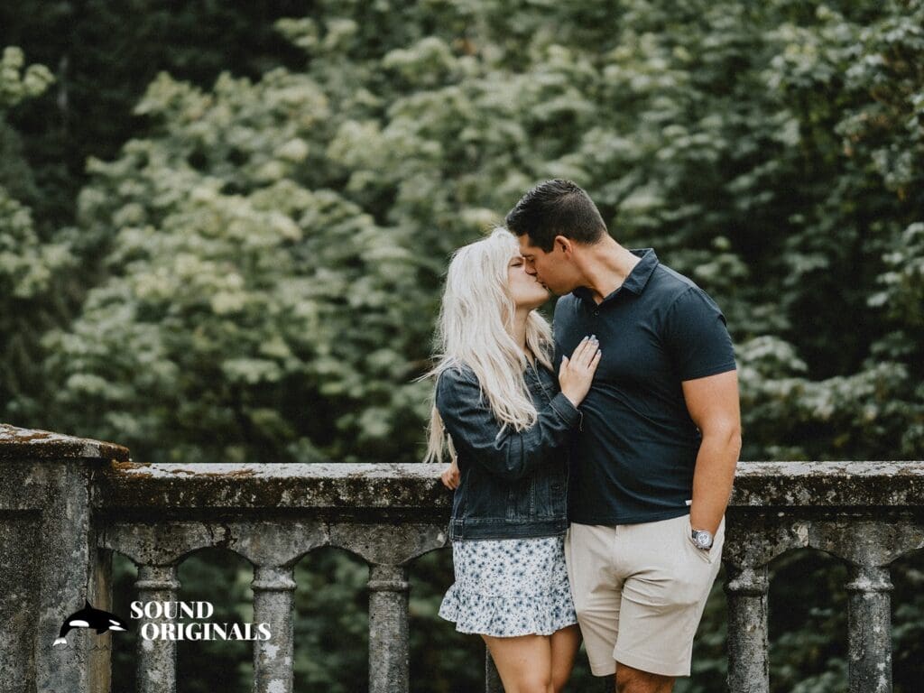 Latourell Falls Engagement // Kassandra + Kyle -