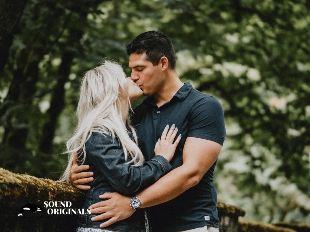 Latourell Falls Engagement // Kassandra + Kyle -