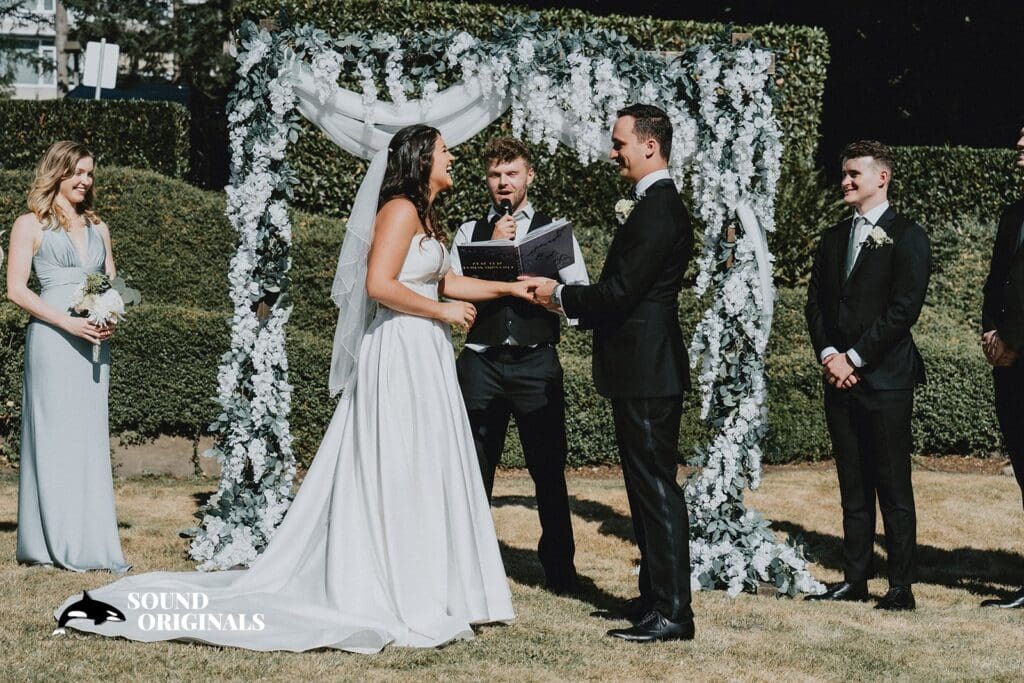 Meydenbauer Bay Yacht Club Wedding // Kayla + Gavin -