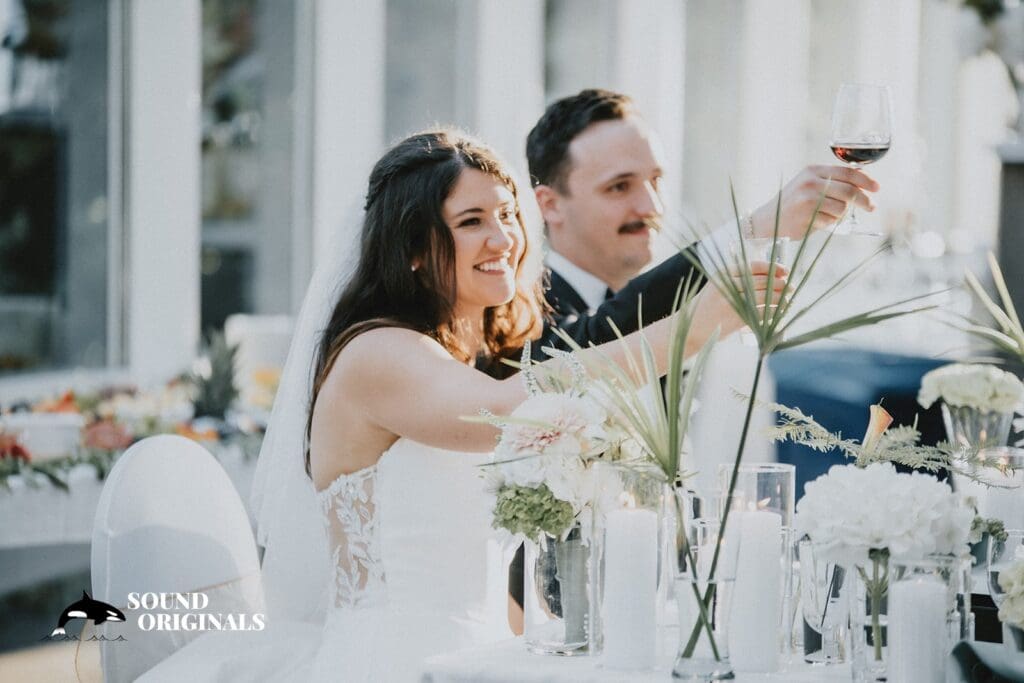 Meydenbauer Bay Yacht Club Wedding // Kayla + Gavin -