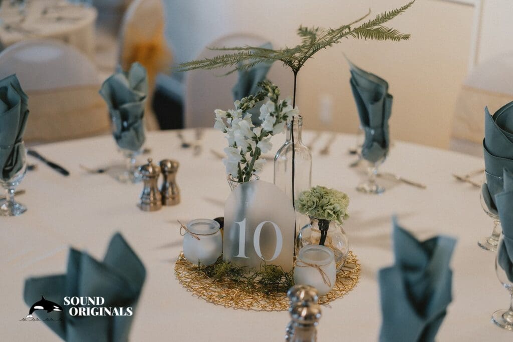 Meydenbauer Bay Yacht Club Wedding // Kayla + Gavin -