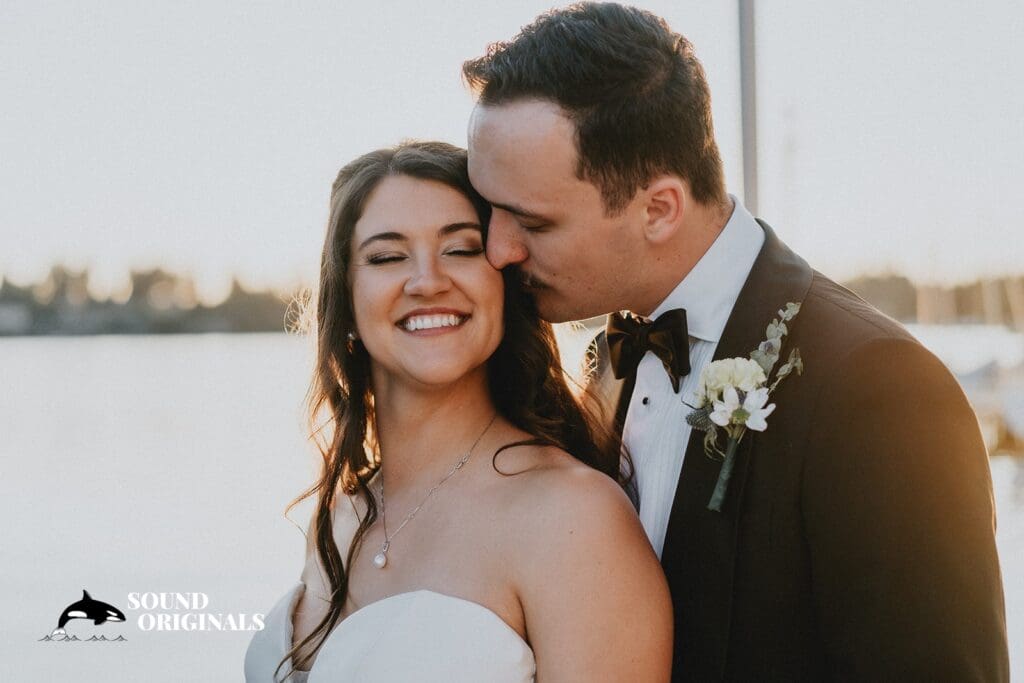 Meydenbauer Bay Yacht Club Wedding // Kayla + Gavin -