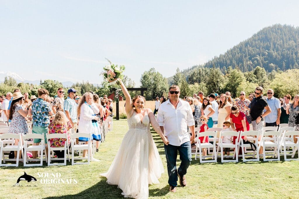 Mount Peak Farm Wedding // Savannah + Todd -