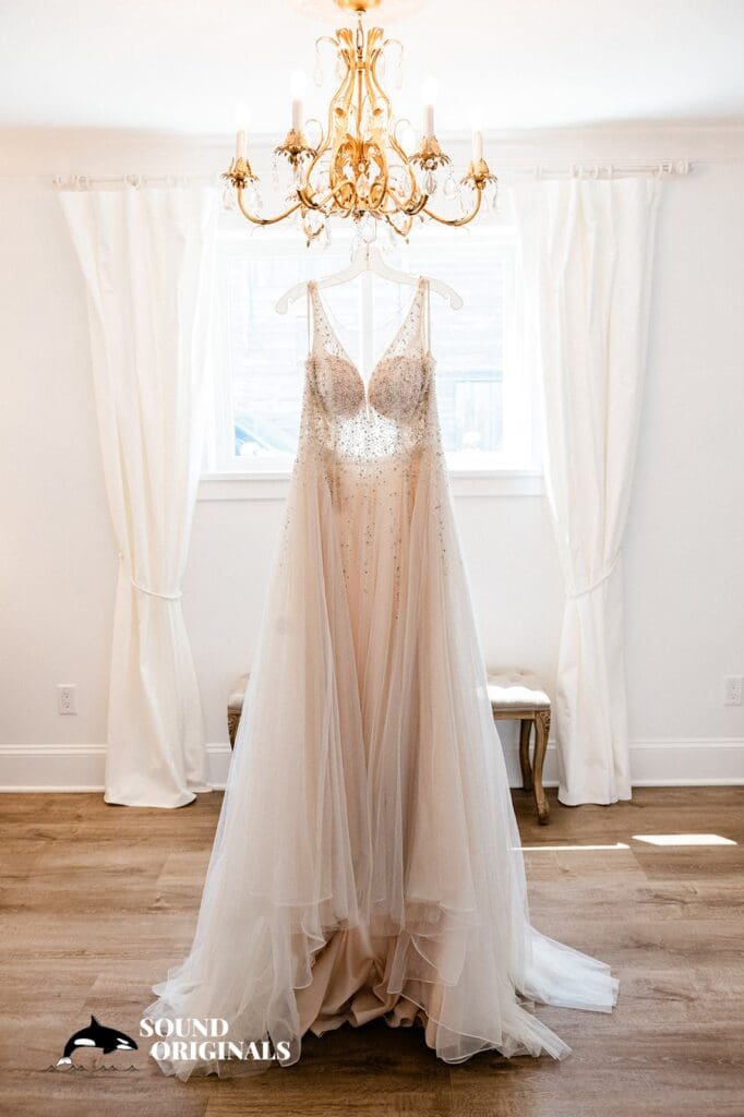 Mount Peak Farm Wedding // Savannah + Todd -