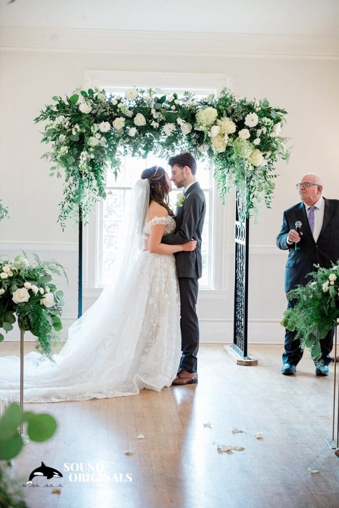 Rainier Chapter House Wedding // Elizabeth & Joshua -