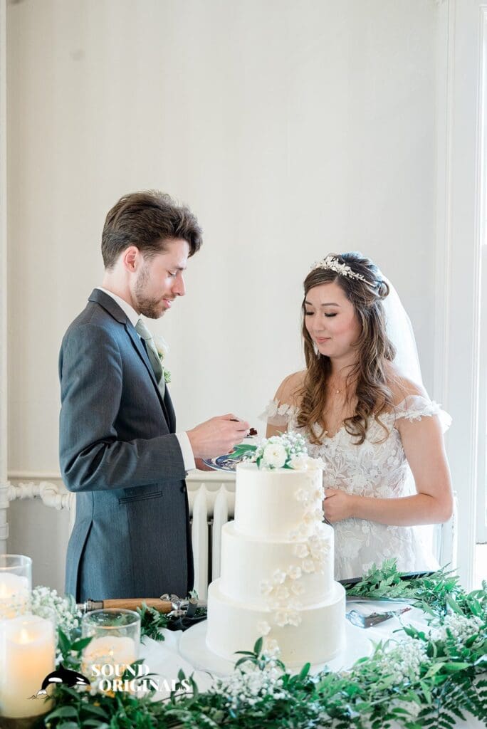 Rainier Chapter House Wedding // Elizabeth & Joshua -