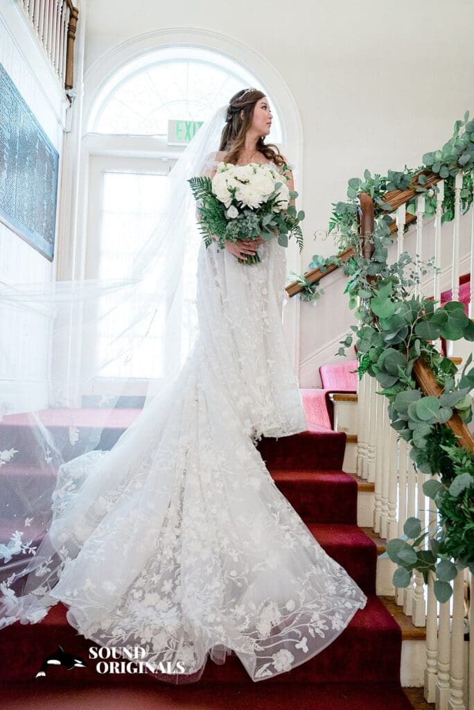 Rainier Chapter House Wedding // Elizabeth & Joshua -