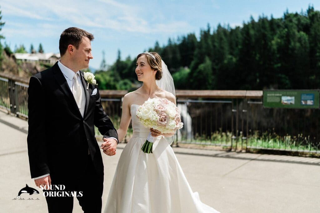 Salish Lodge & Spa Wedding // Joyana & Scott -