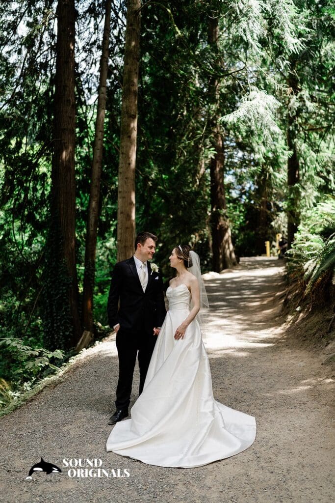 Salish Lodge & Spa Wedding // Joyana & Scott -