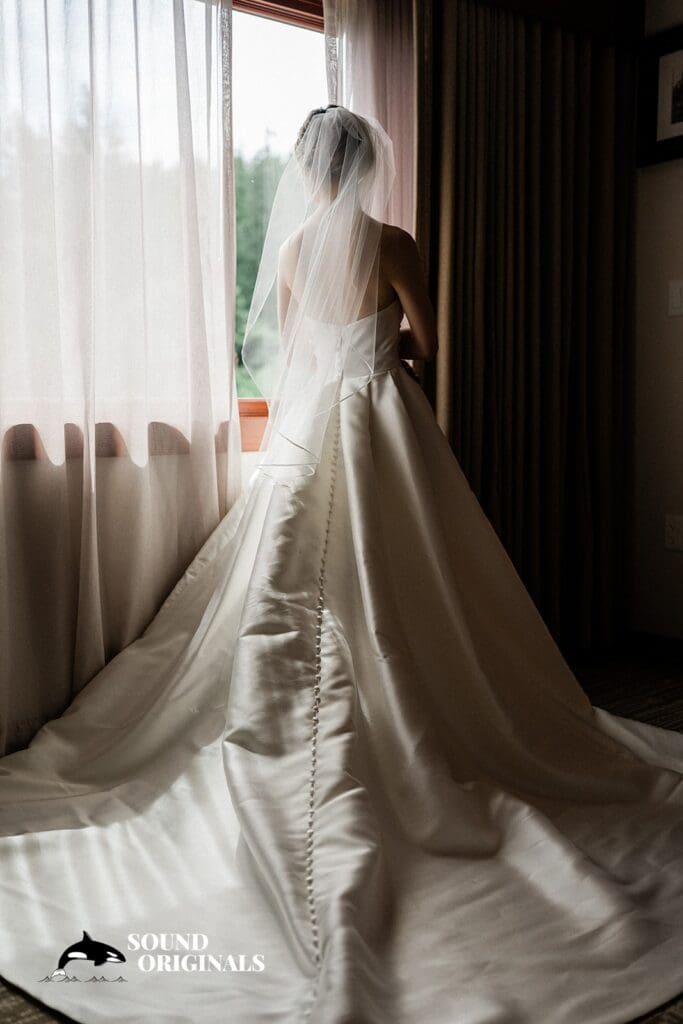 Salish Lodge & Spa Wedding // Joyana & Scott -