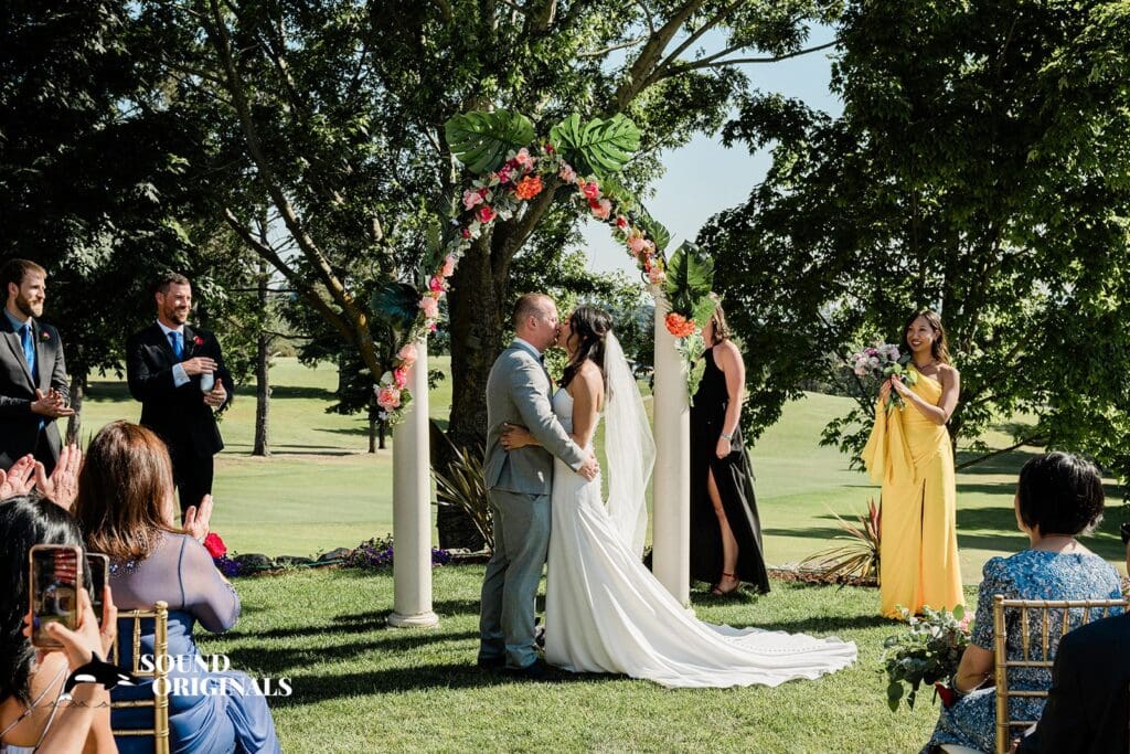 Sequoyah Country Club Wedding // Julie + Jesse -