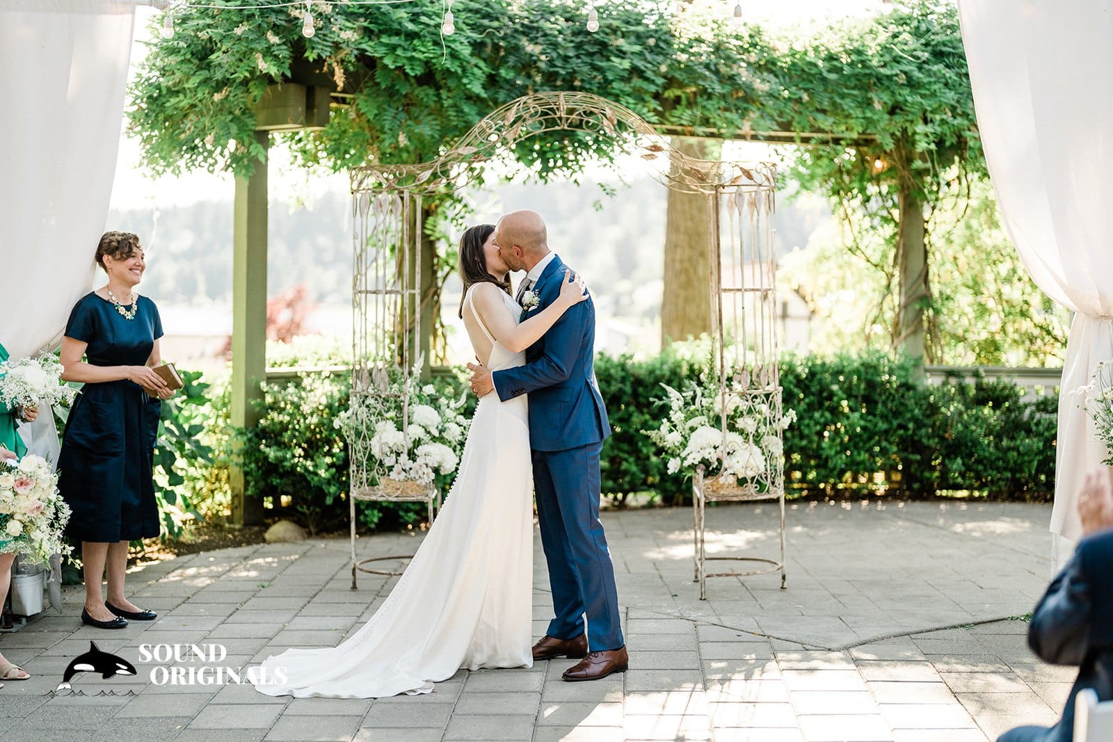 The Manor House at Pleasant Beach Wedding // Pauline + Andrew -
