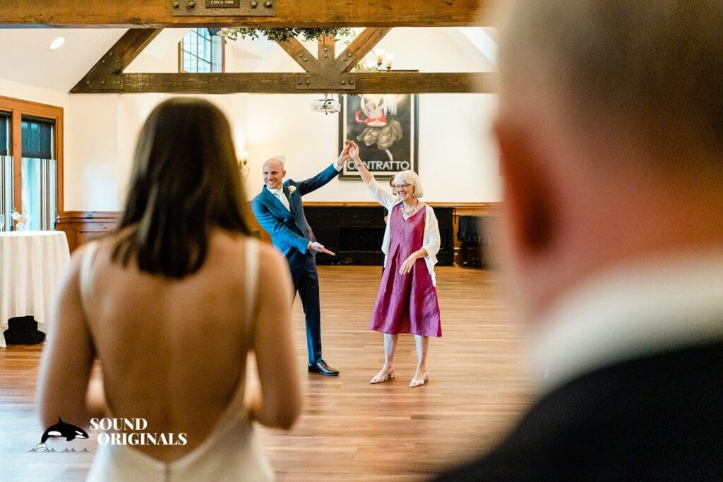 The Manor House at Pleasant Beach Wedding // Pauline & Andrew -