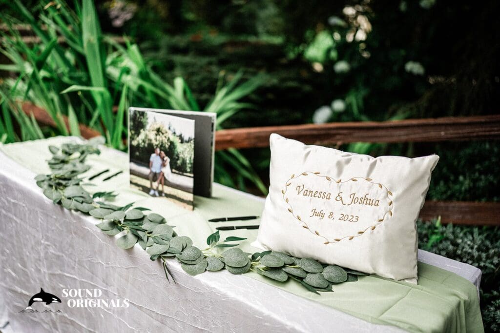 Winding Path Gardens Wedding // Joshua & Vanessa -
