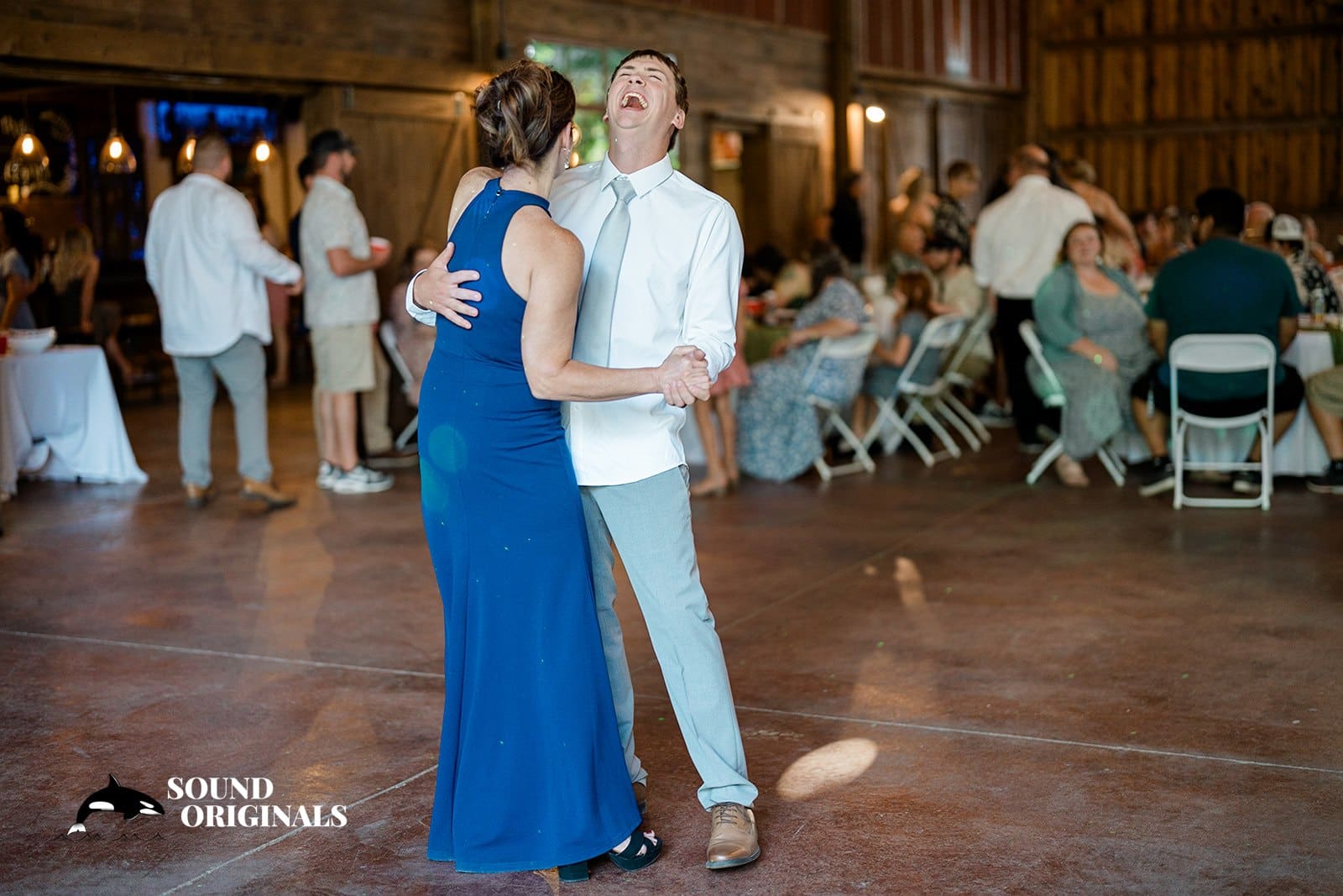 Julia & Dustin -
