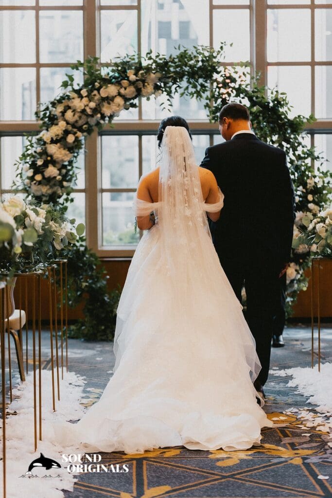 Robert + Michelle Fairmont Olympic Wedding // Robert + Michelle -