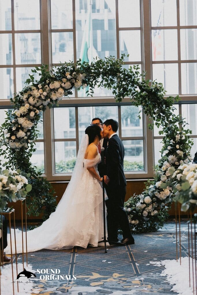 Robert + Michelle Fairmont Olympic Wedding // Robert + Michelle -