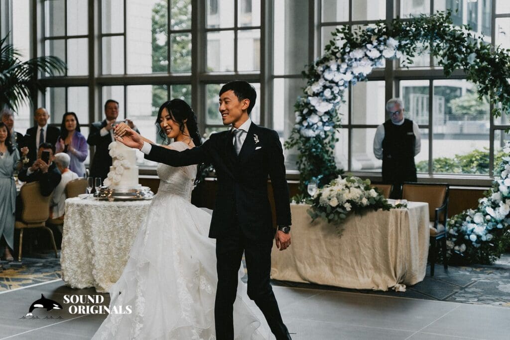 Robert + Michelle Fairmont Olympic Wedding // Robert + Michelle -